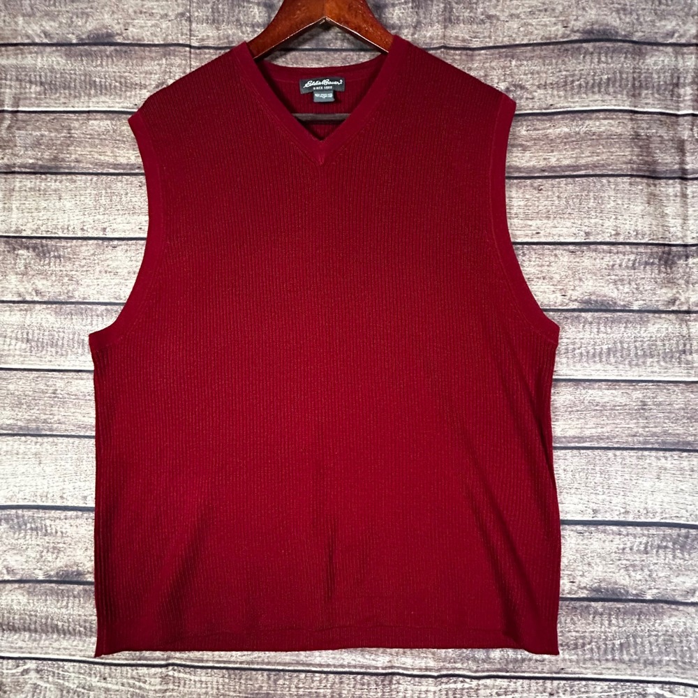 Eddie Bauer Mens 100% Merino Wool V-Neck Academia Classic Sweater Vest Size M